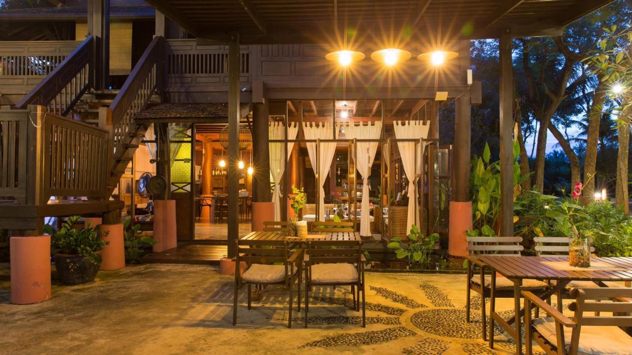 Onusa Retreat Пранбури Экстерьер фото